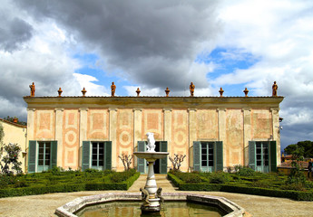 Музей фарфора в Садах Боболи