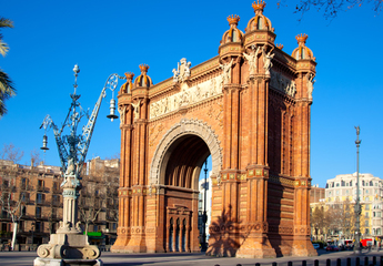 Триумфальная арка в Барселоне